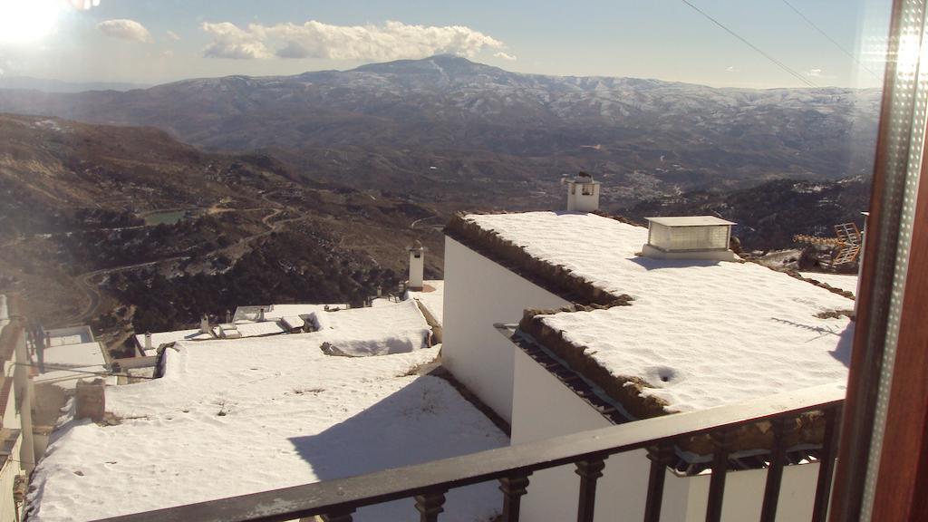 Apartamentos El Mirador Bérchules Екстериор снимка