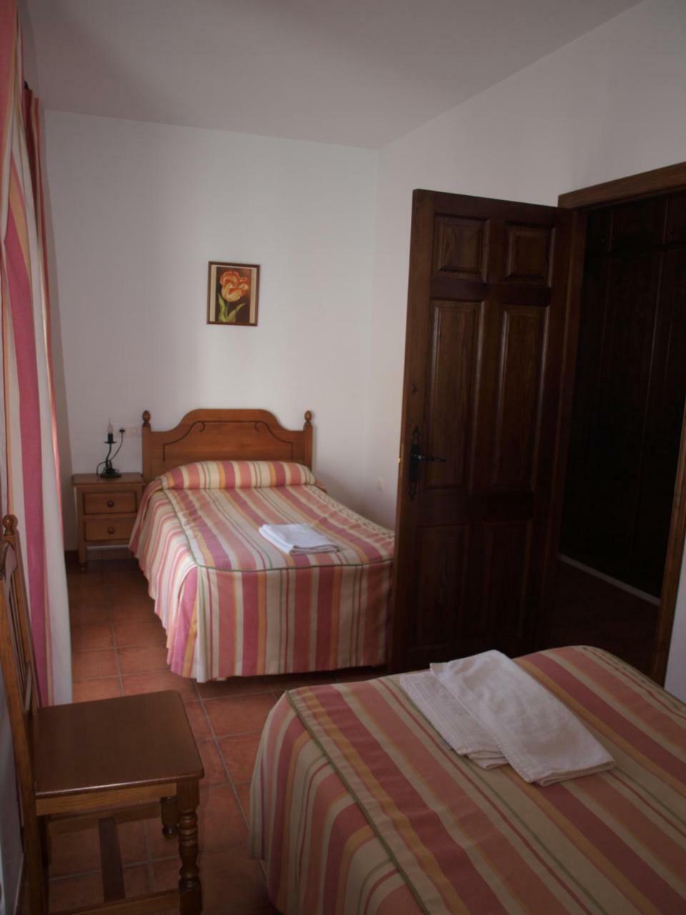 Apartamentos El Mirador Bérchules Екстериор снимка
